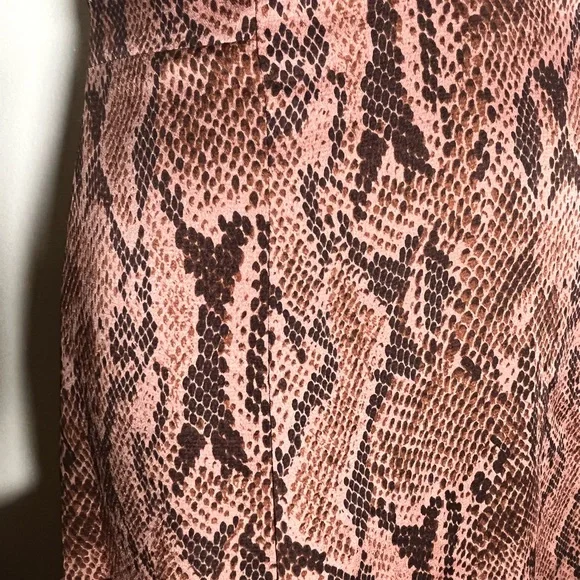 Express brand women’s snake print dress. Size small. EUC! Midi-length. Polyester - Picture 5 of 7